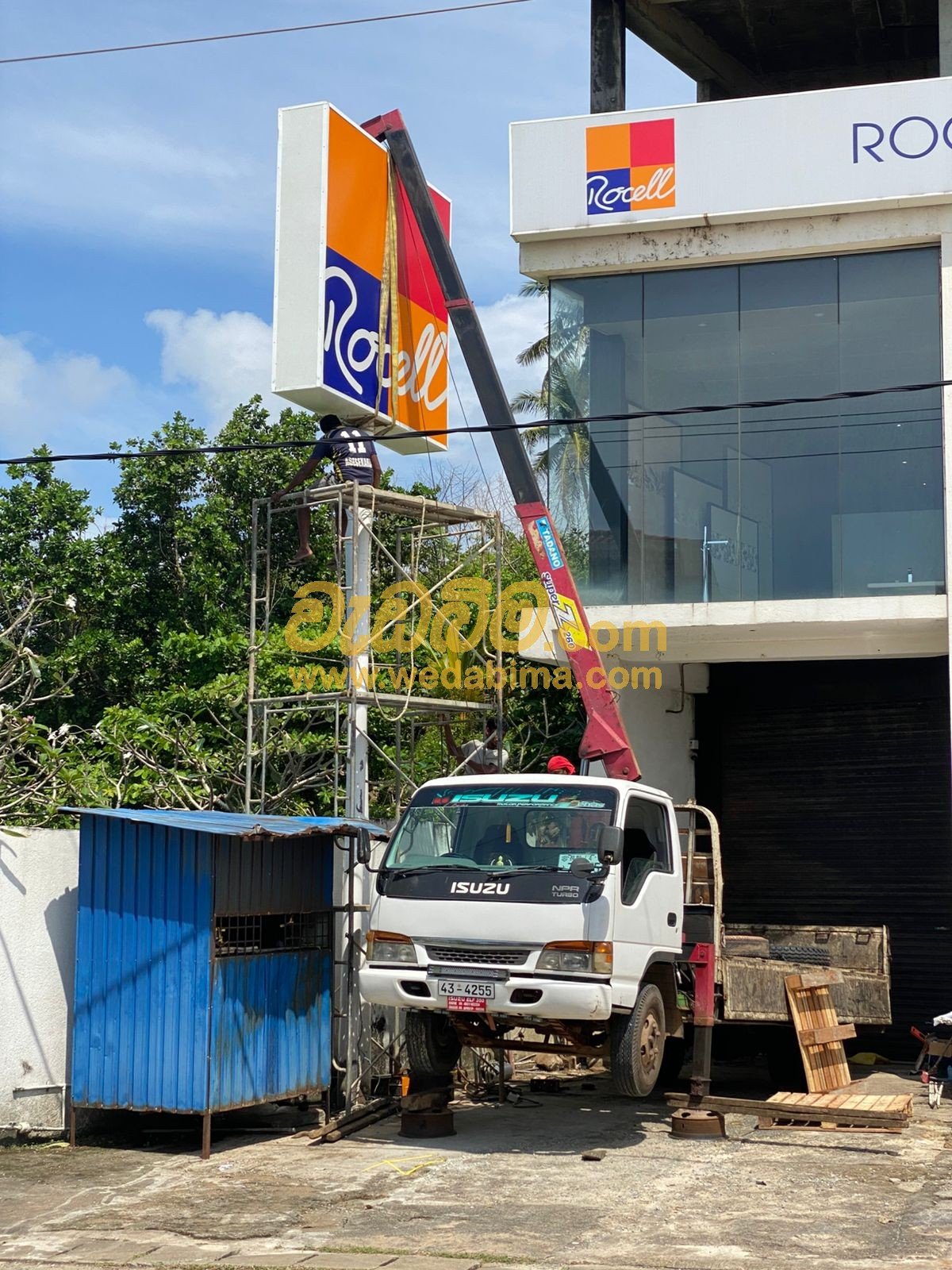 Crane Trucks Renting Companies colombo
