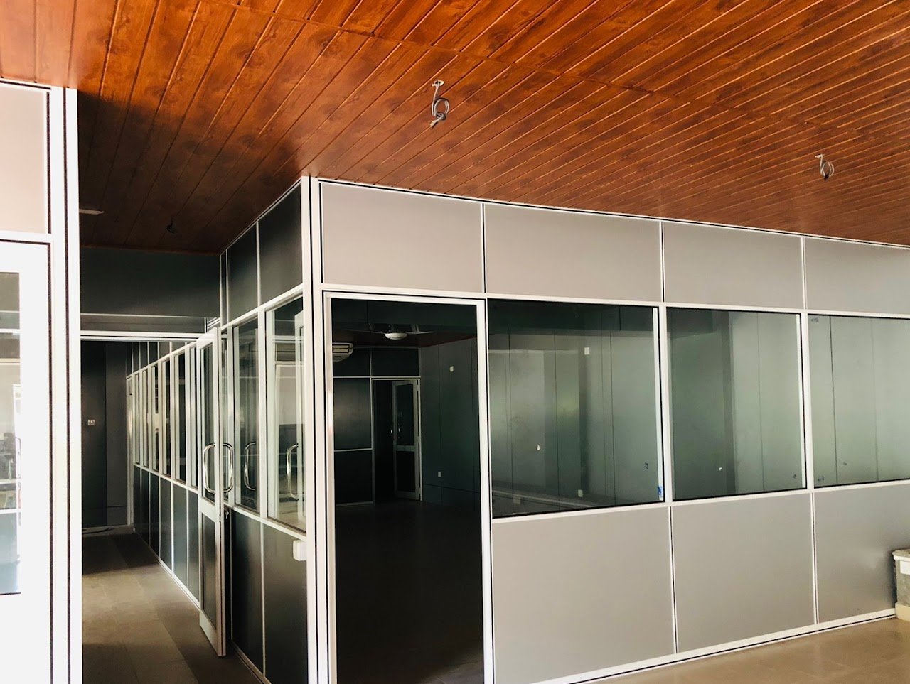Aluminium Partition Work Price kadawatha,Colombo