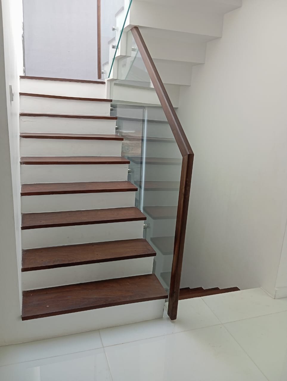 Tempered Glass Staircase Railing - Gampaha