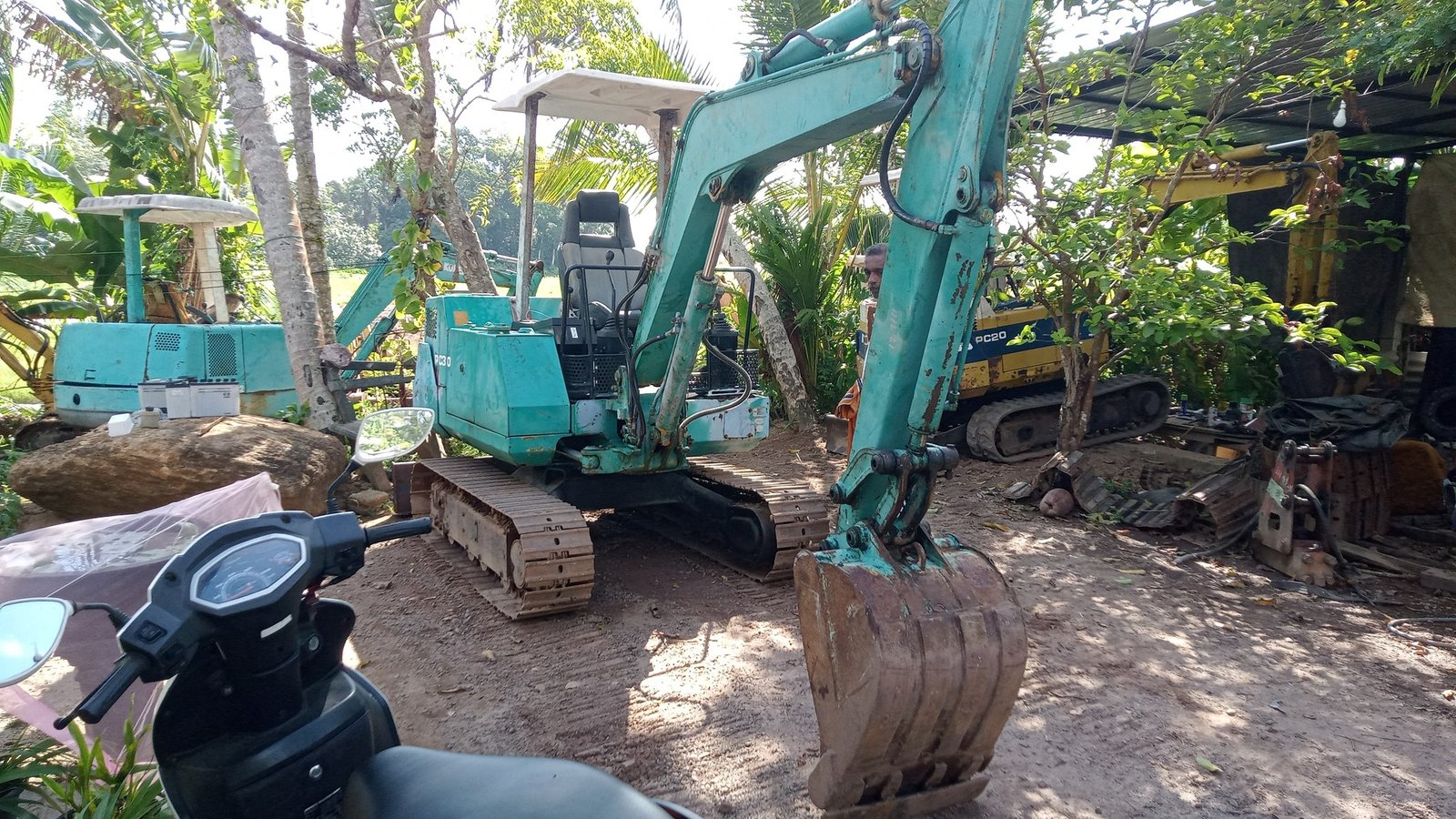 Other image 202509/excavator-for-hire-in-colombo-wedabima-84fc4c6bbc.jpg