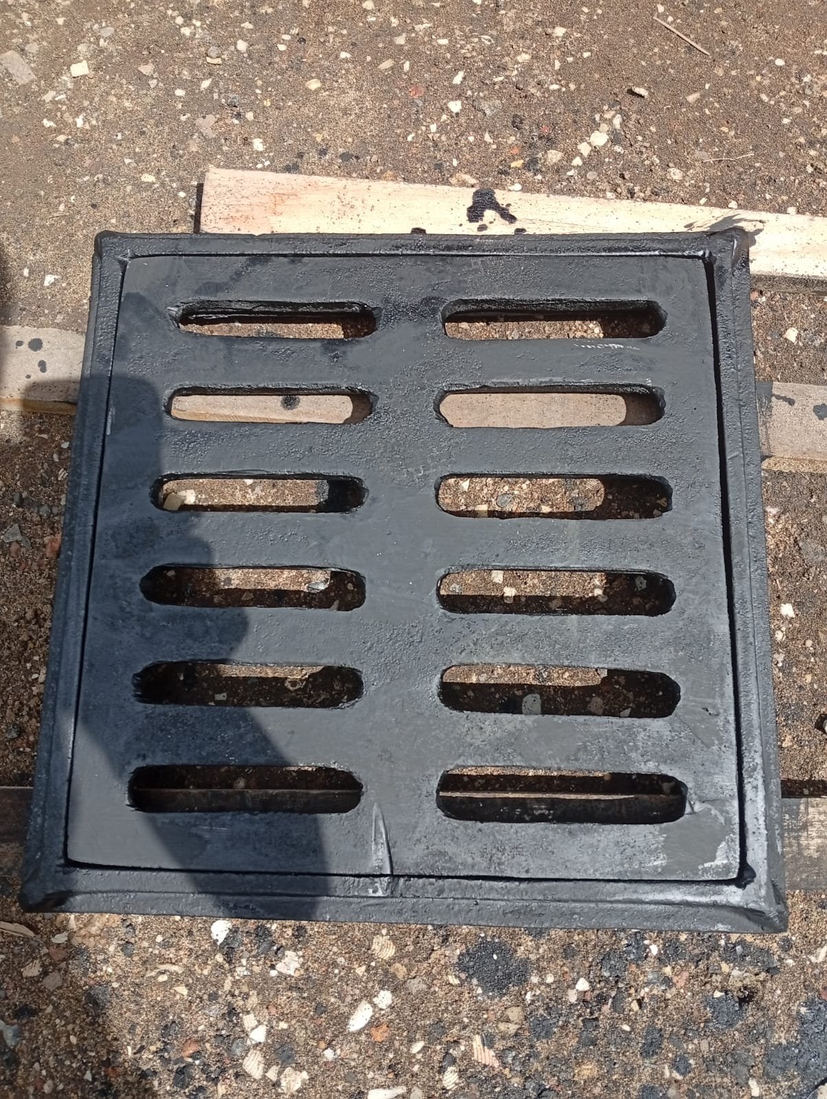 Other image 202607/cast-iron-manhole-cover-suppliers-peliyagoda-wedabima-d9be4a3541.jpeg