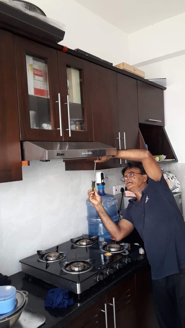 Other image 202607/furniture-polishing-work-kadawatha-colombo-wedabima-6efbfb7c37.jpeg