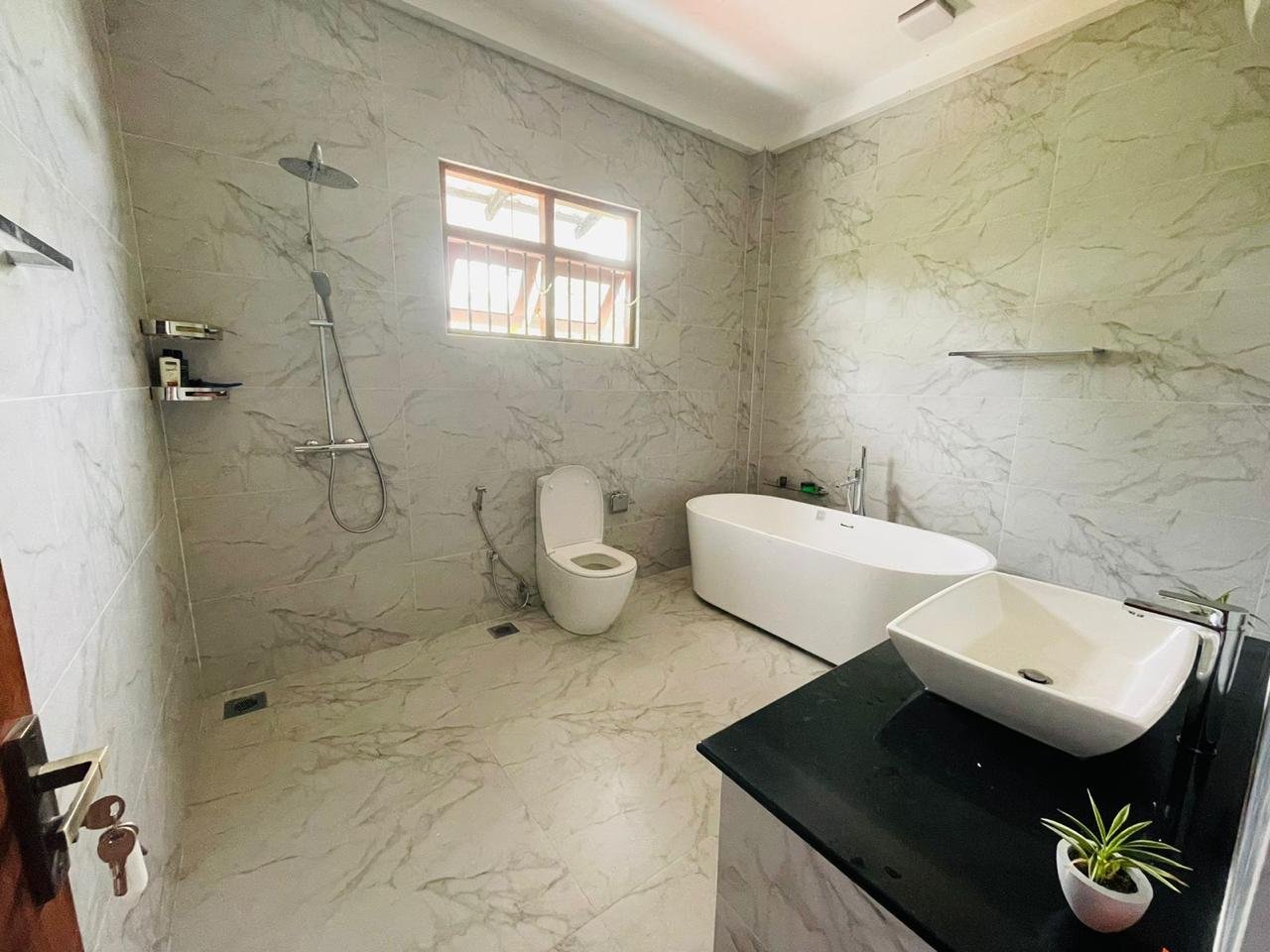 Other image 202607/tiling-contractors-price-in-negombo-wedabima-b79a9d8c97.jpeg