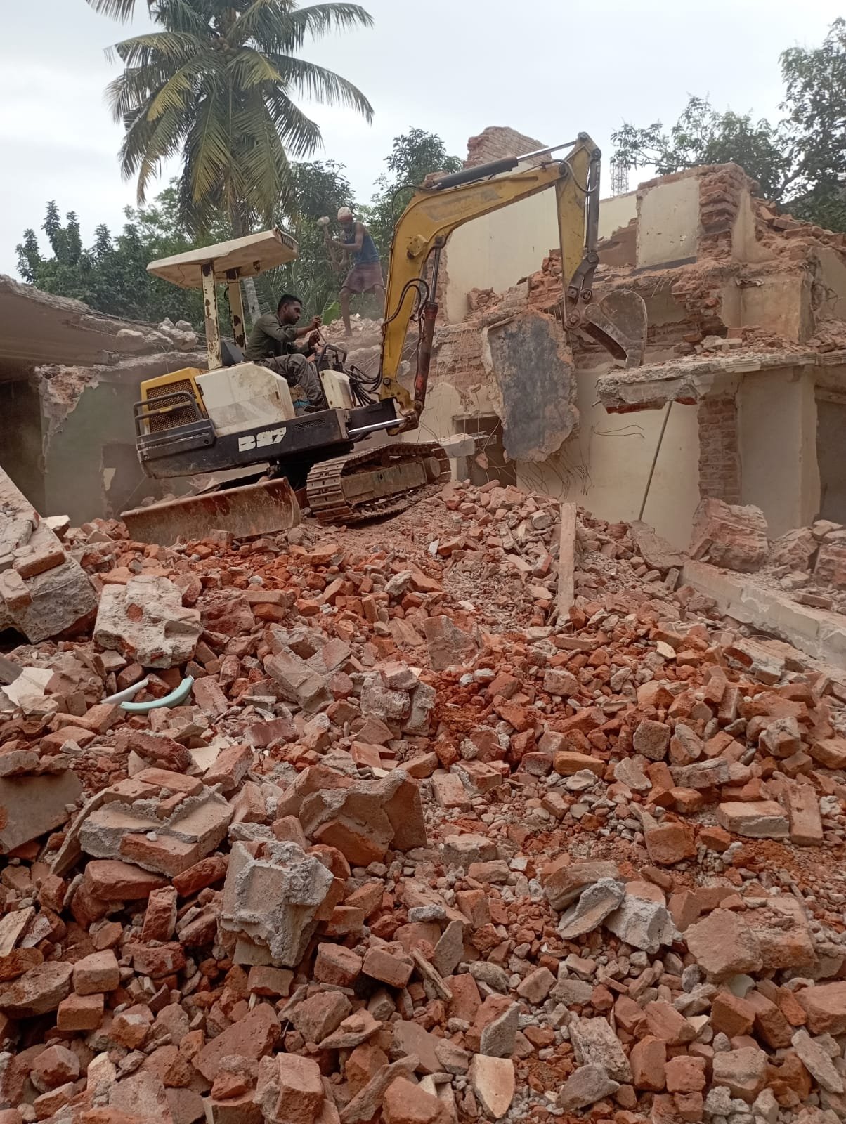 Other image 202609/demolition-services-sri-lanka-wedabima-562f2a5be5.jpeg