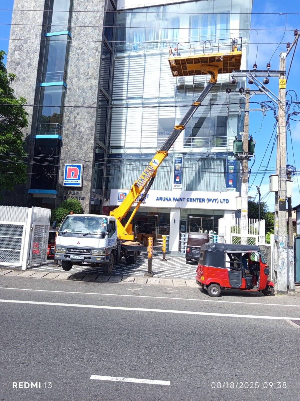 Other image 202609/man-bucket-truck-hire-price-in-kiribathgoda-wedabima-1c83c71124.jpeg