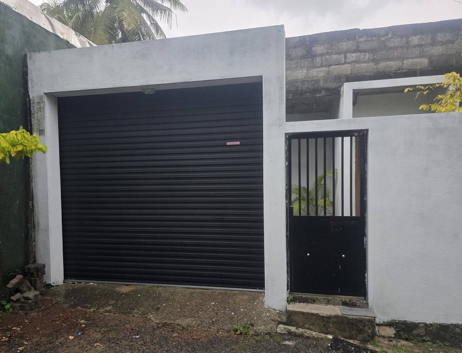 Other image 202610/broken-roller-shutter-repair-work-peradeniya-wedabima-02fae9d9b5.jpg